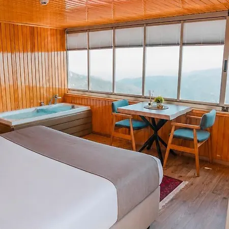 Montana Hotel