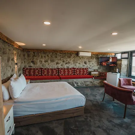 Hotel Montana